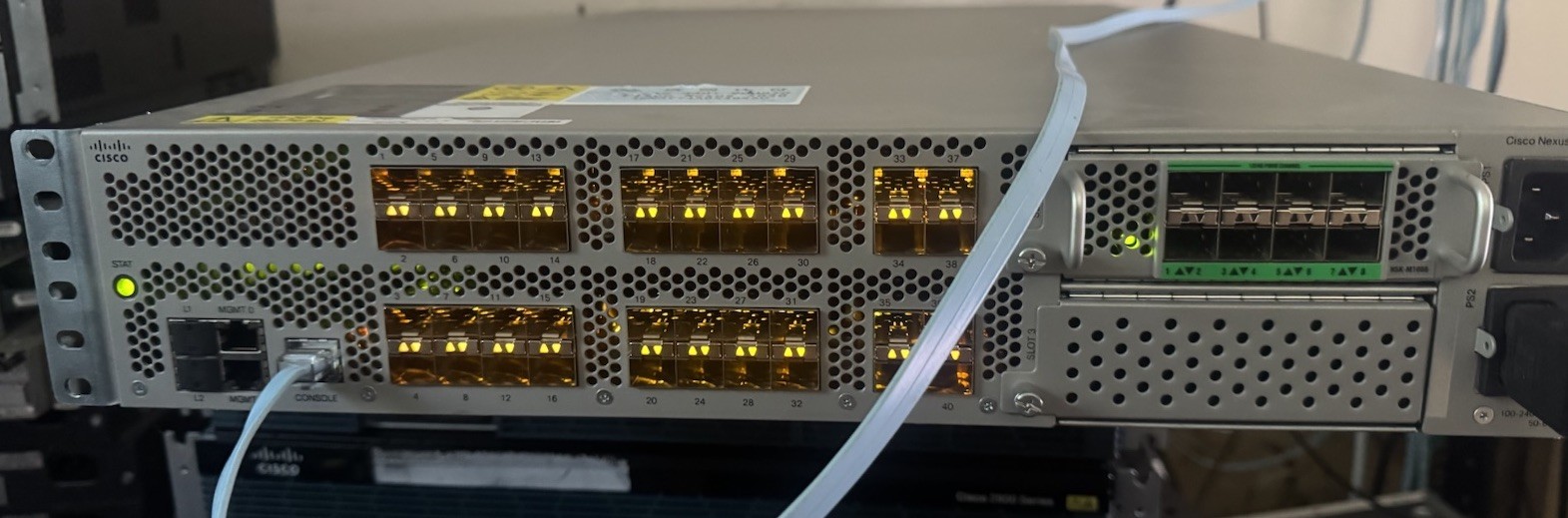 Cisco Nexus 5020 Switch N5K-C5020P-BF w/ N5K-M1008 FC & Dual PSU ENTERPRISE_PKG
