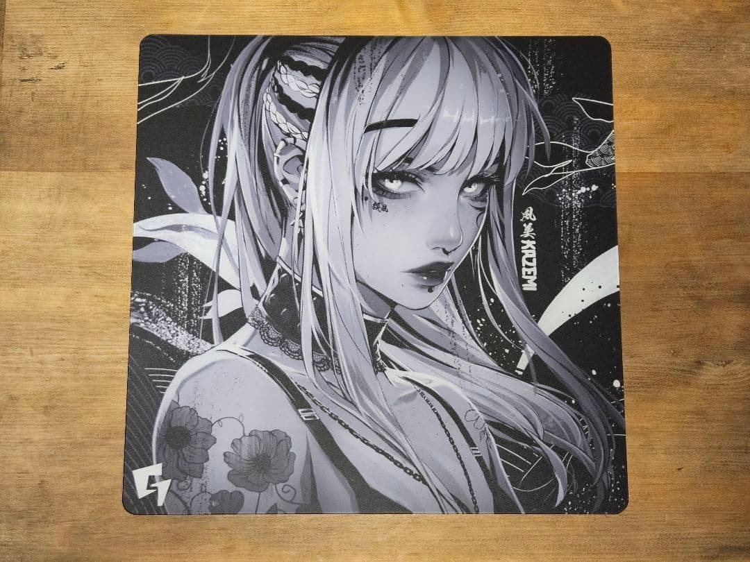 GLSSWRKS Kazemi Premium Glass Mousepad Dark 500x500mm Japan Limited Edition USED
