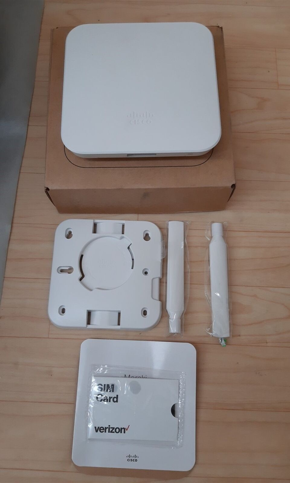 Cisco Meraki MG21E 2-Port Gigabit Ethernet Wireless Cellular Gateway MG21E-HW-NA