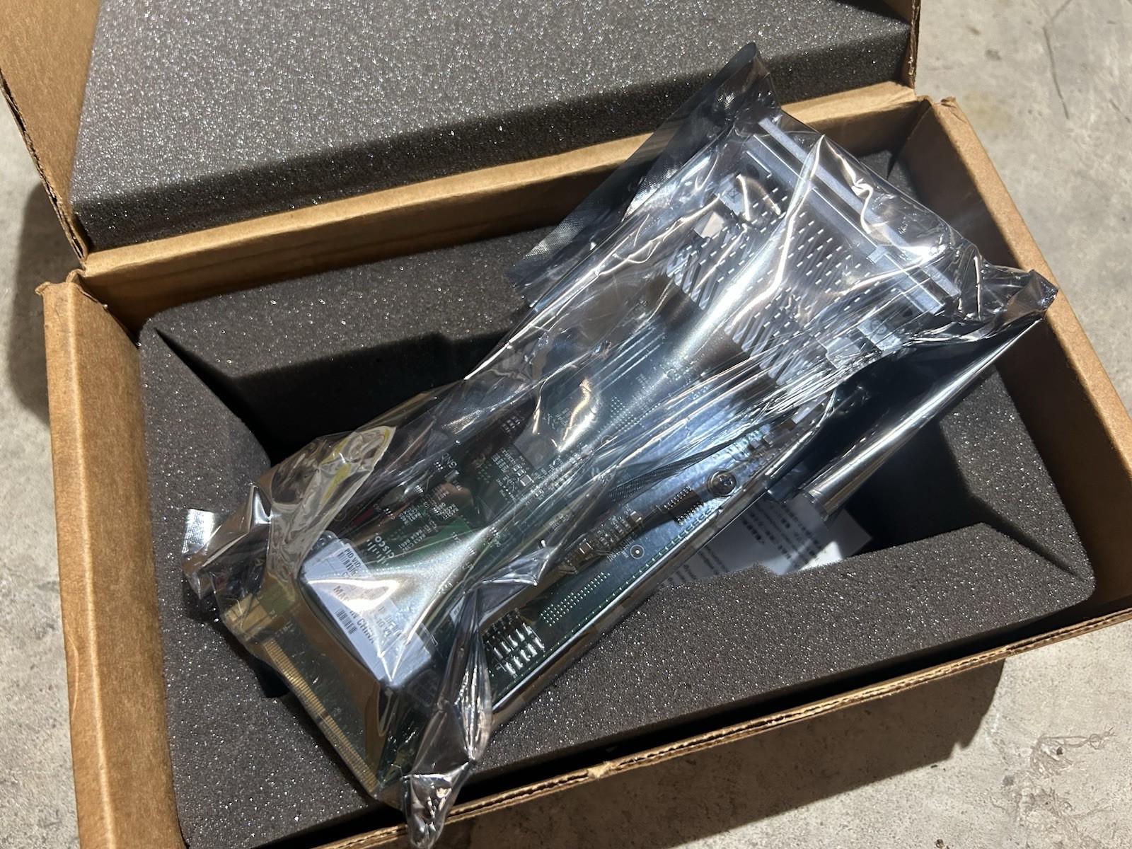 4Units NEW SEALED +  2Units OPEN BOX Cisco Catalyst C3850-NM-4-1G 3850 4 x 1GE