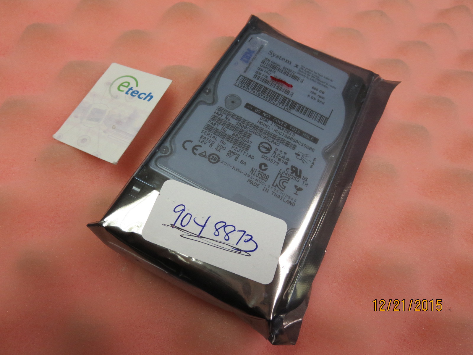 90Y8872/ FRU 90Y8873- IBM/ Lenovo 600GB 10K 6Gbps SAS 2.5" SFF HS HD ( System x)