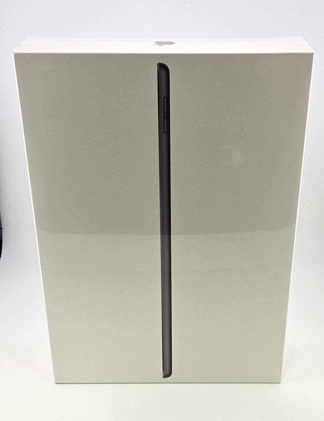 iPad 9th Generation 10.2 64GB WiFi Space Gray New Sealed 100% Battery