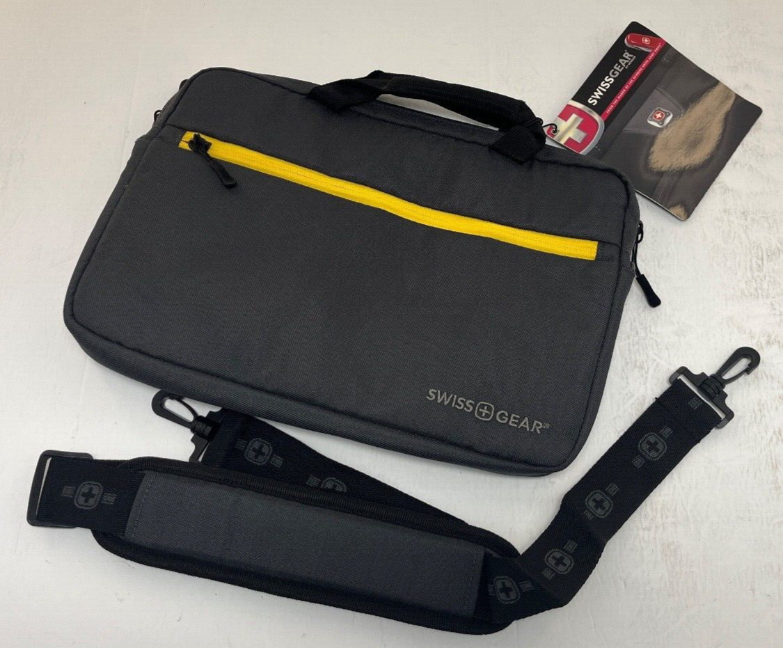 NEW Wenger Swiss Gear 10" padded zippered Slim Sleeve with strap 