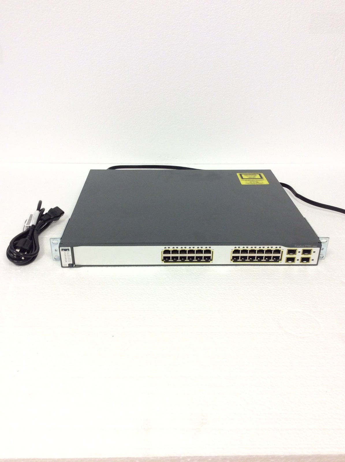 Cisco Catalyst WS-C3750G-24TS-S1U 24 Port Gigabit Network Switch w/ Rack Ears