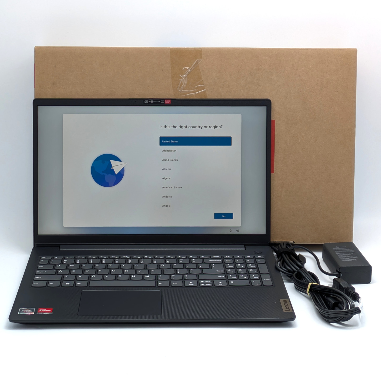 Lenovo V15 G4 ABP 15.6" Ryzen 5 7430U 16GB DDR4 512GB SSD Windows 11