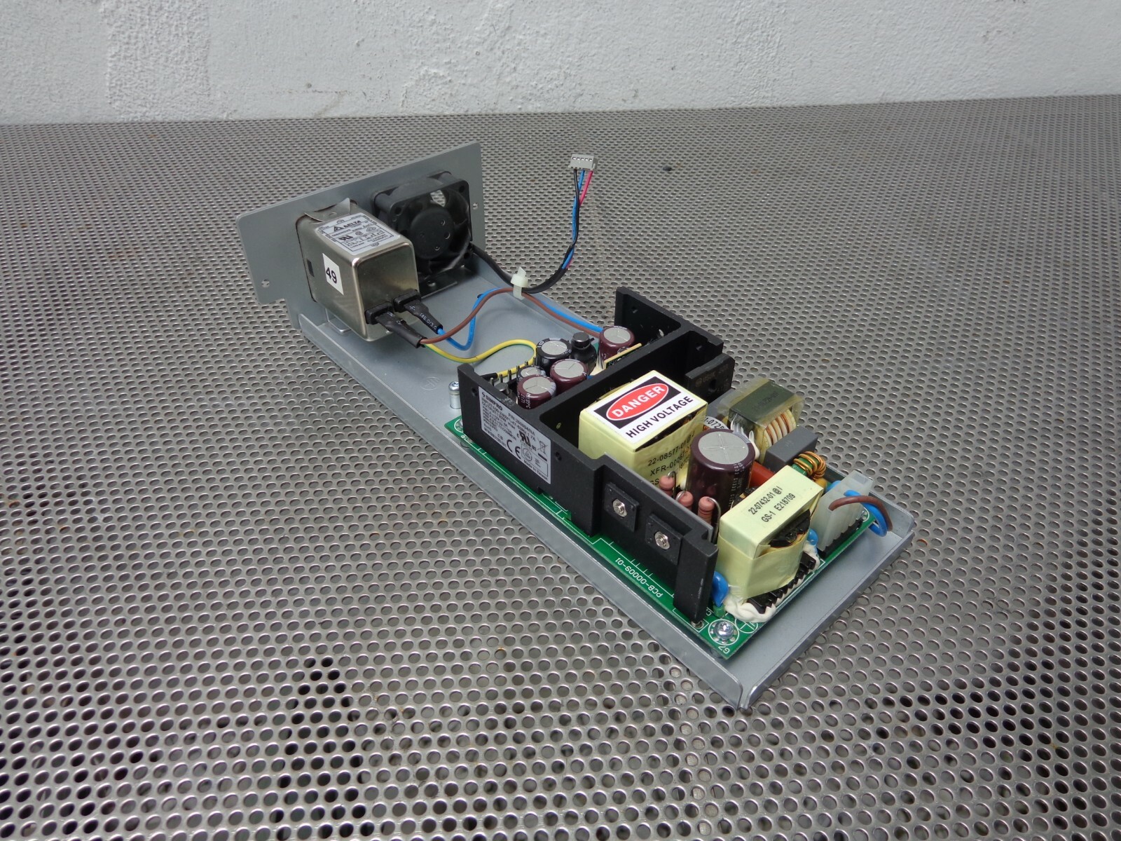 Sinpro 260004/NA Power supply Tandberg Strage Library Magnum 2x24