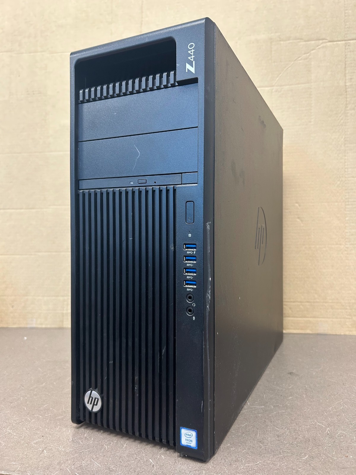 HP Z440 Workstation TWR Xeon E5-1650 v4, 8GB RAM, QUADRO P620, NO SSD/OS #95