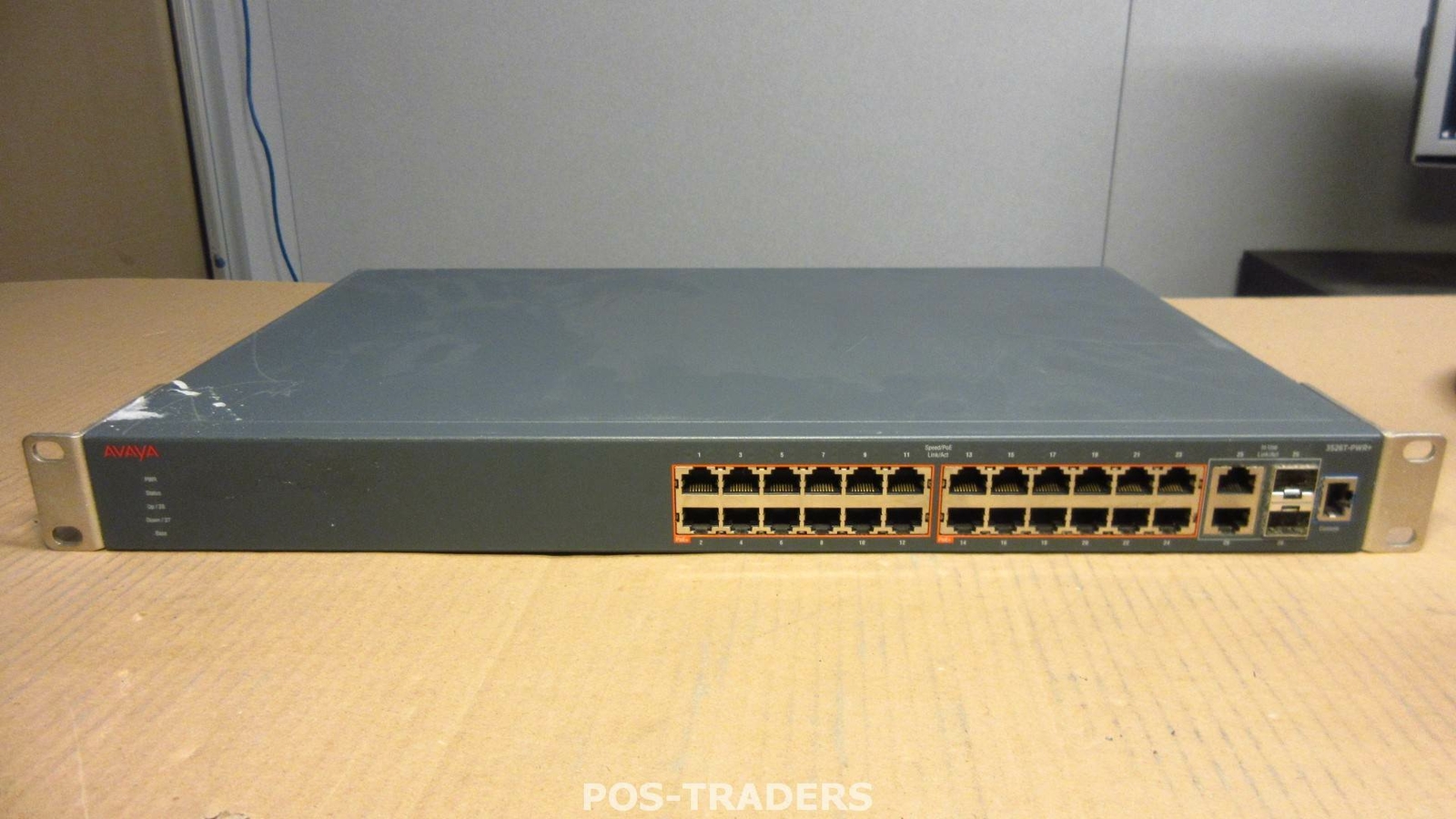 Avaya 3526T-PWR+ 24x 10/100 PoE +2x Combo 1Gb/s SFP Ports Network Switch + RM