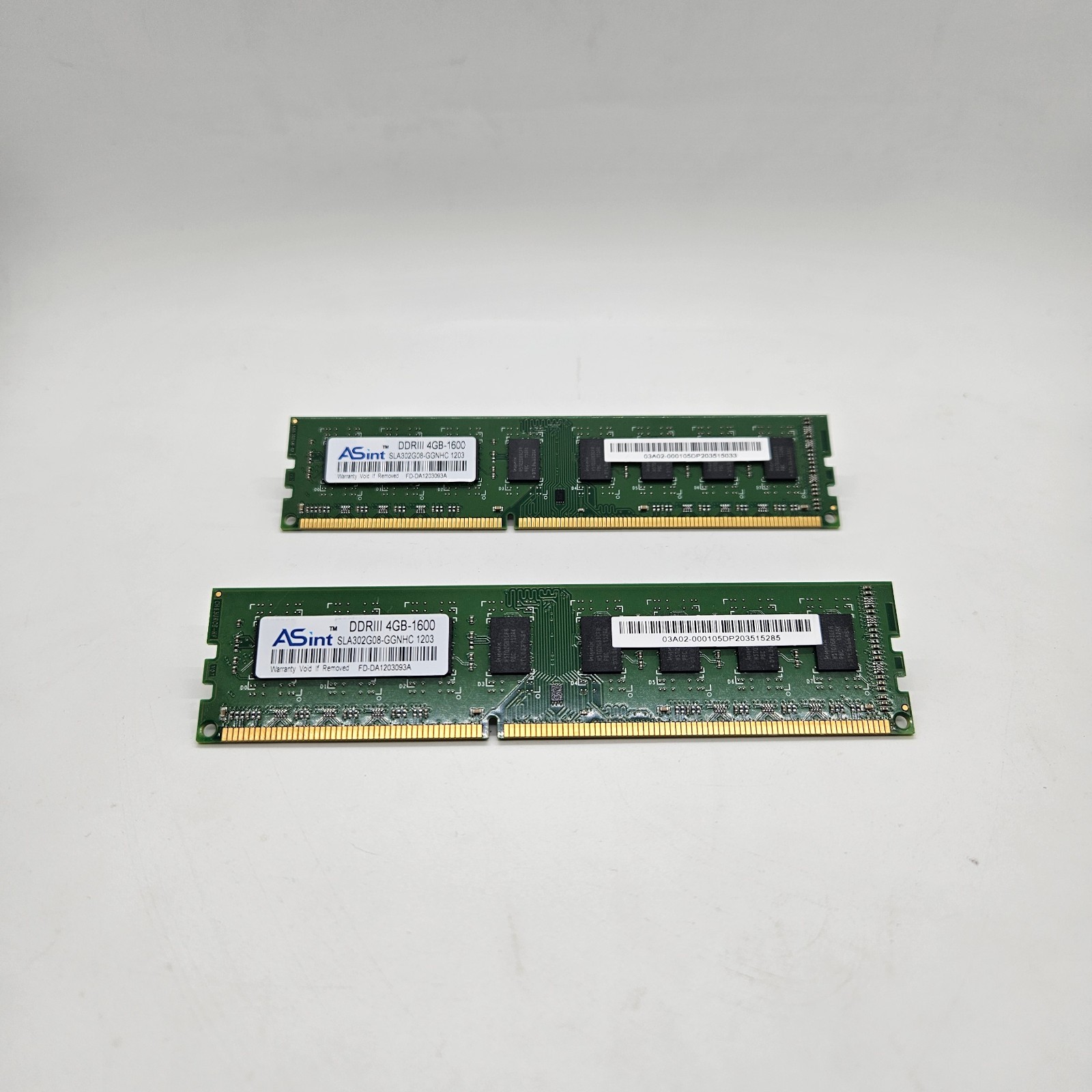 ASint (2x4GB)-1600 DDR3 SLA302G08-GGNHC 1203 Desktop Memory