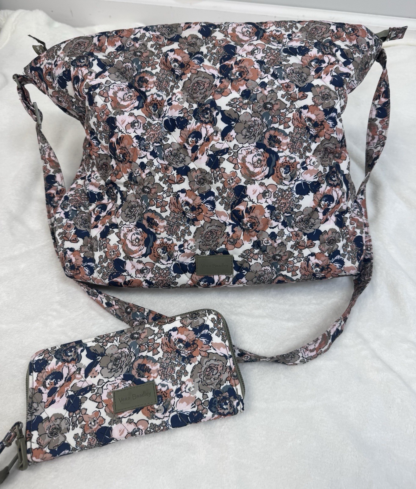 Vera Bradley Ultralight HOBO Shoulder Bag In Petite Exuberant Floral W/ Wallet