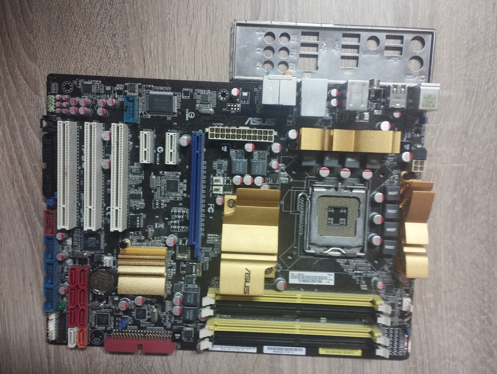 Asus P5Q