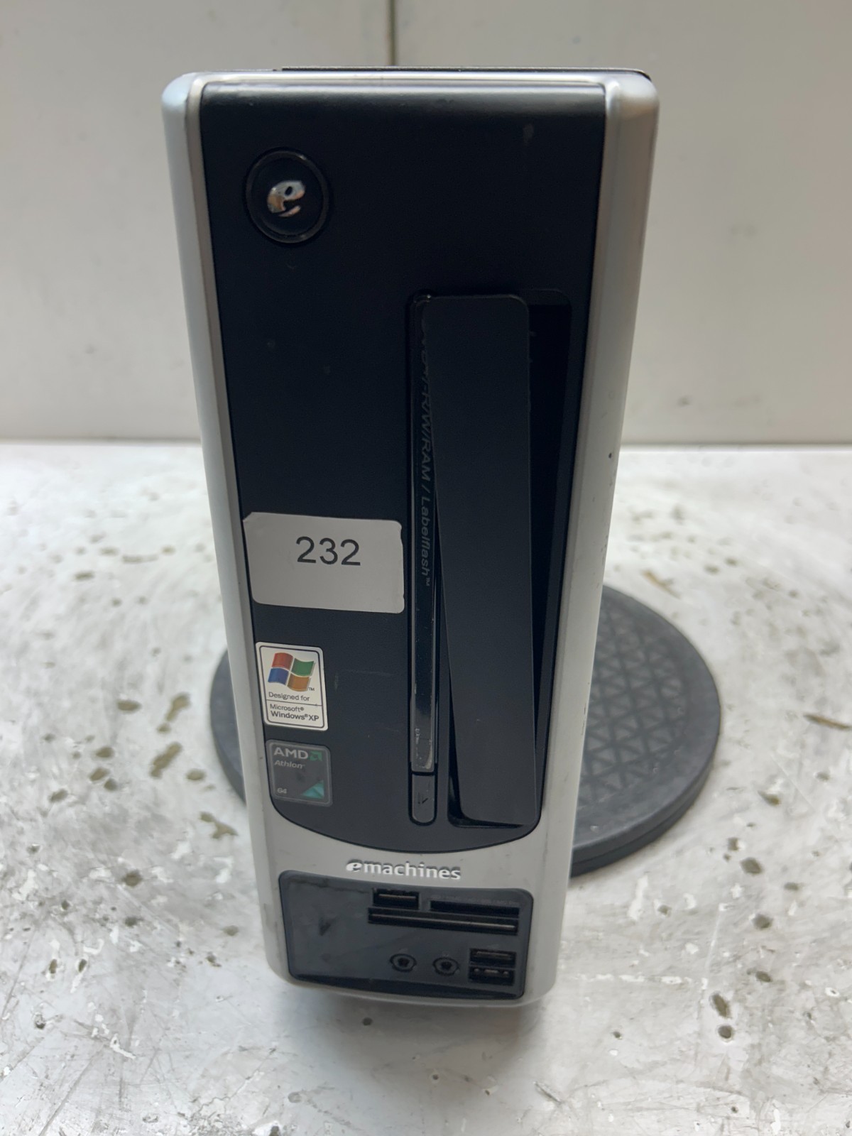 eMachines EL1200-06w AMD Athlon 64 1GB NO HDD