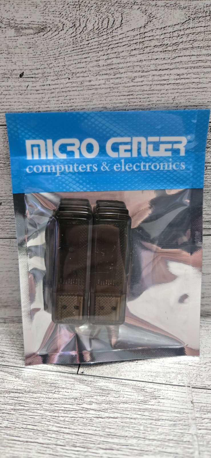 Micro Center Superspeed 2 Pack 32GB (each) USB 3.0 Flash Drive. NEW/SEALED 