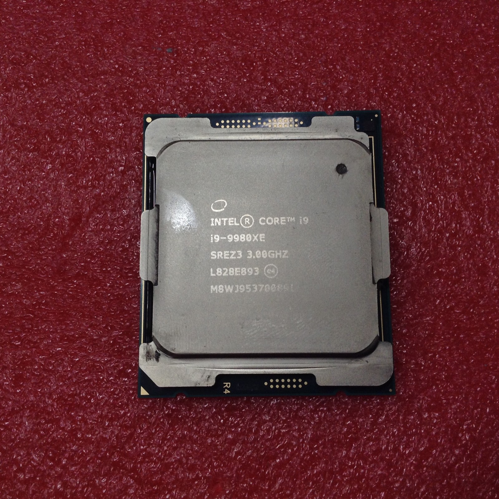 Intel Core i9-9980XE - Used
