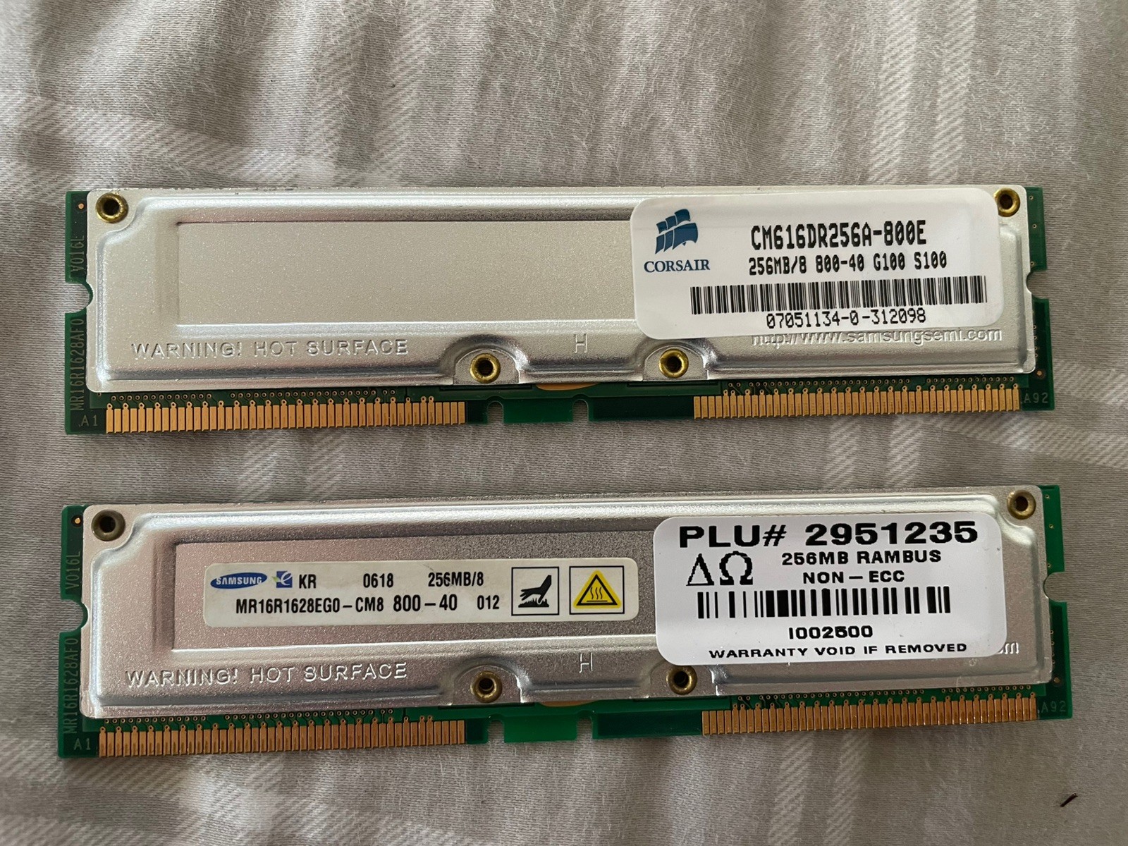 256MB 800-40 RAMBUS 2x128MB Samsung + Corsair Server Memory RAM MR16R1624AF0-CM8