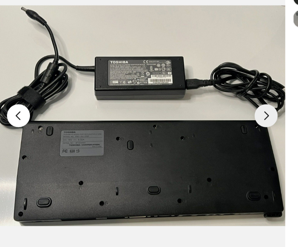Toshiba PA5116U-2PRP HI SPEED Port Replicator III EXC -Inc. Power Supply