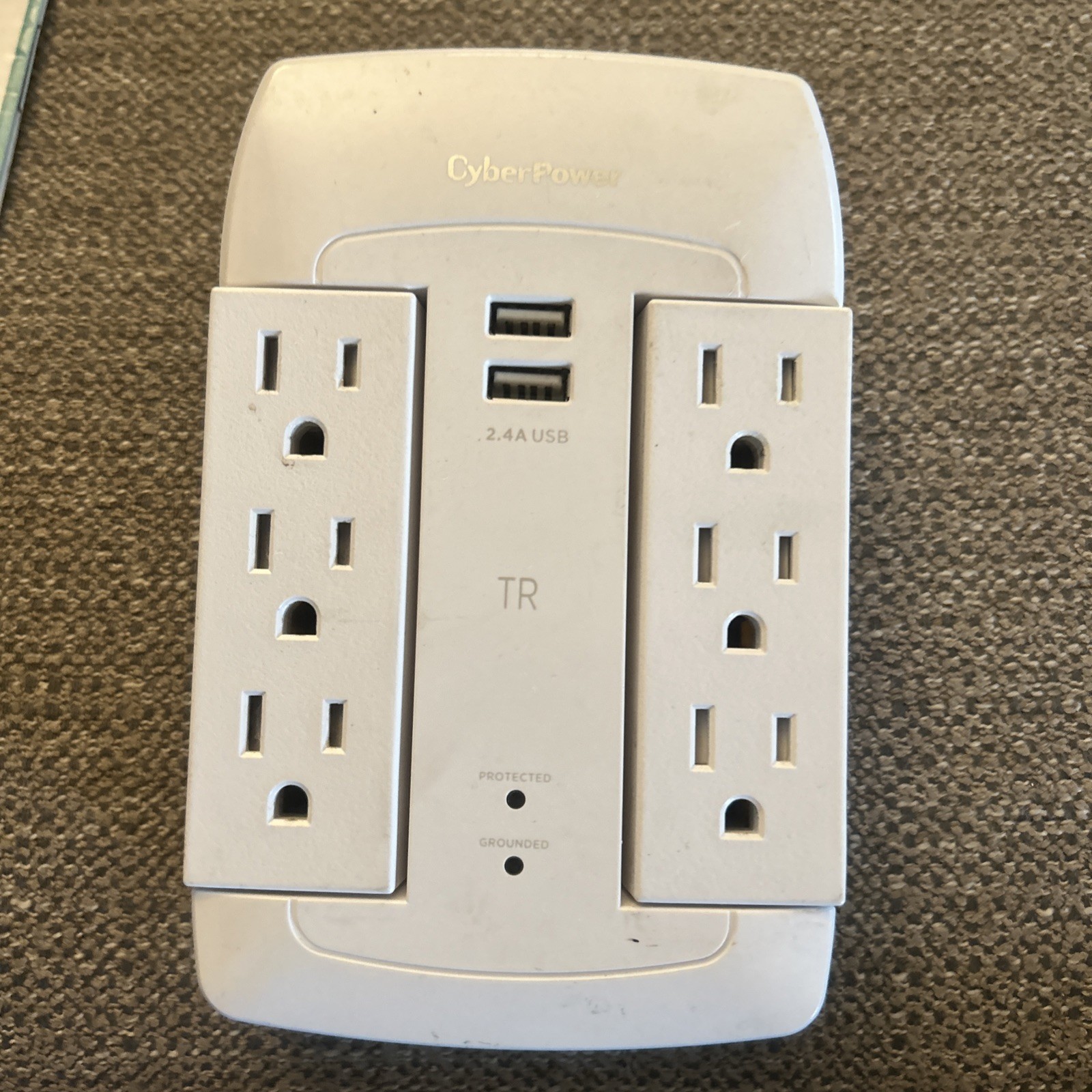 CyberPower P6WSUC 6-Outlet/1-USB-A/1-USB-C 1500 Joules Wall Surge Protector