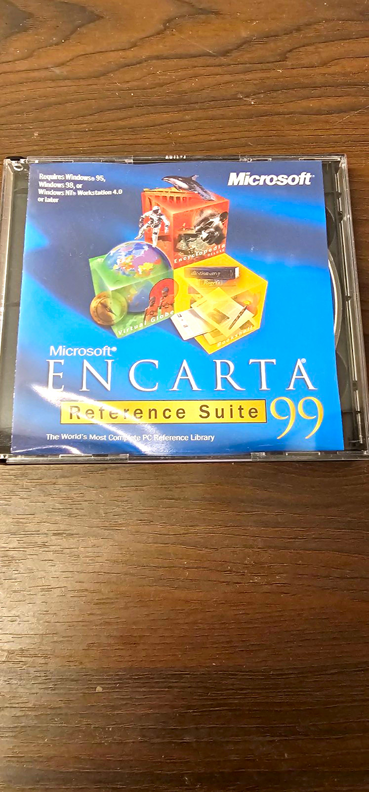 Microsoft Encarta Reference Suite 99 English CD-ROM Set for Windows 95/98/NT