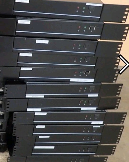 Siemens OpenScape Branch 500i DP4 Server Used One (Multiple Available)