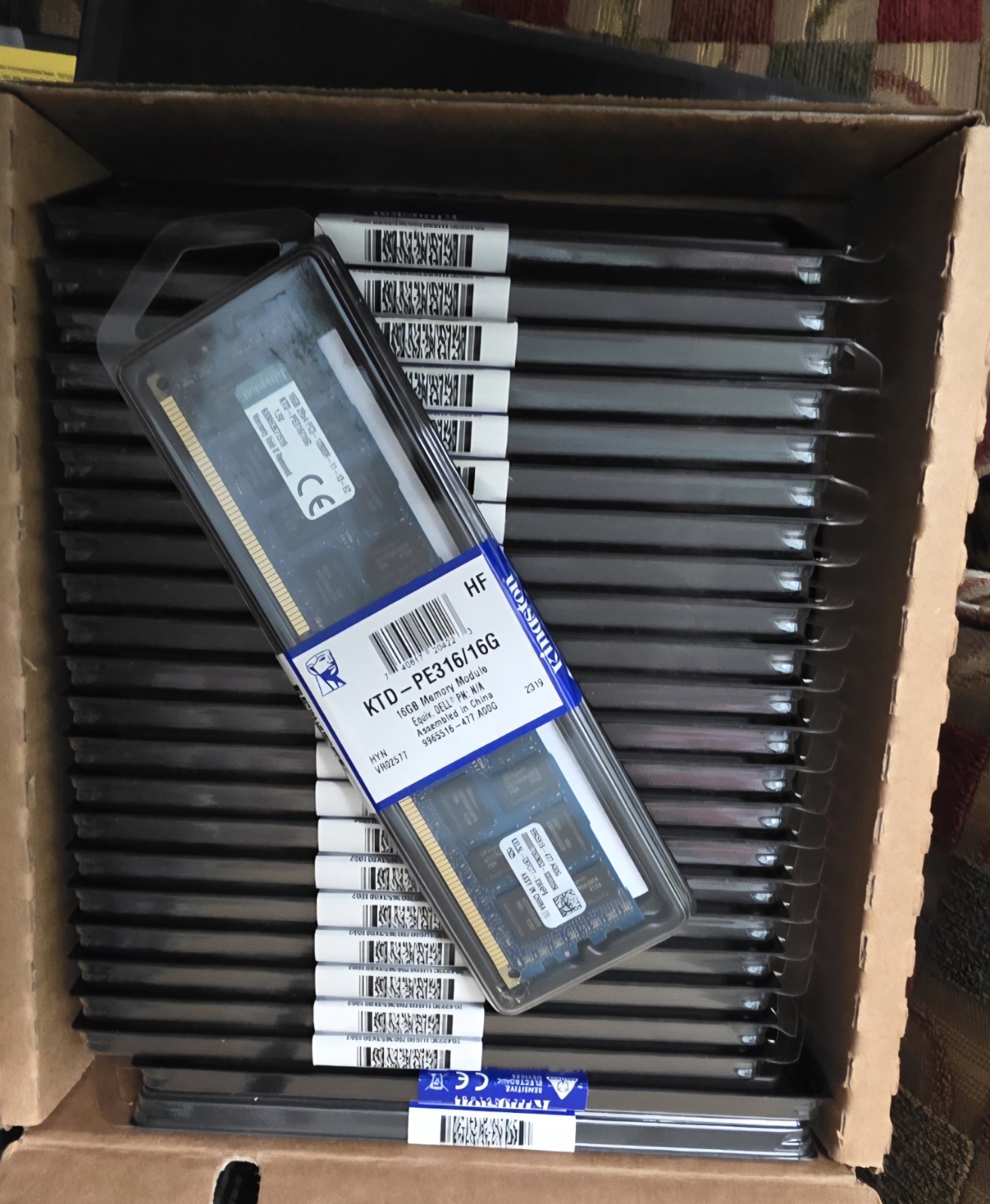 new in package Kingston 16gb DDR3 1600MHZ EEC KTP-PE316/16G Lot Of 24