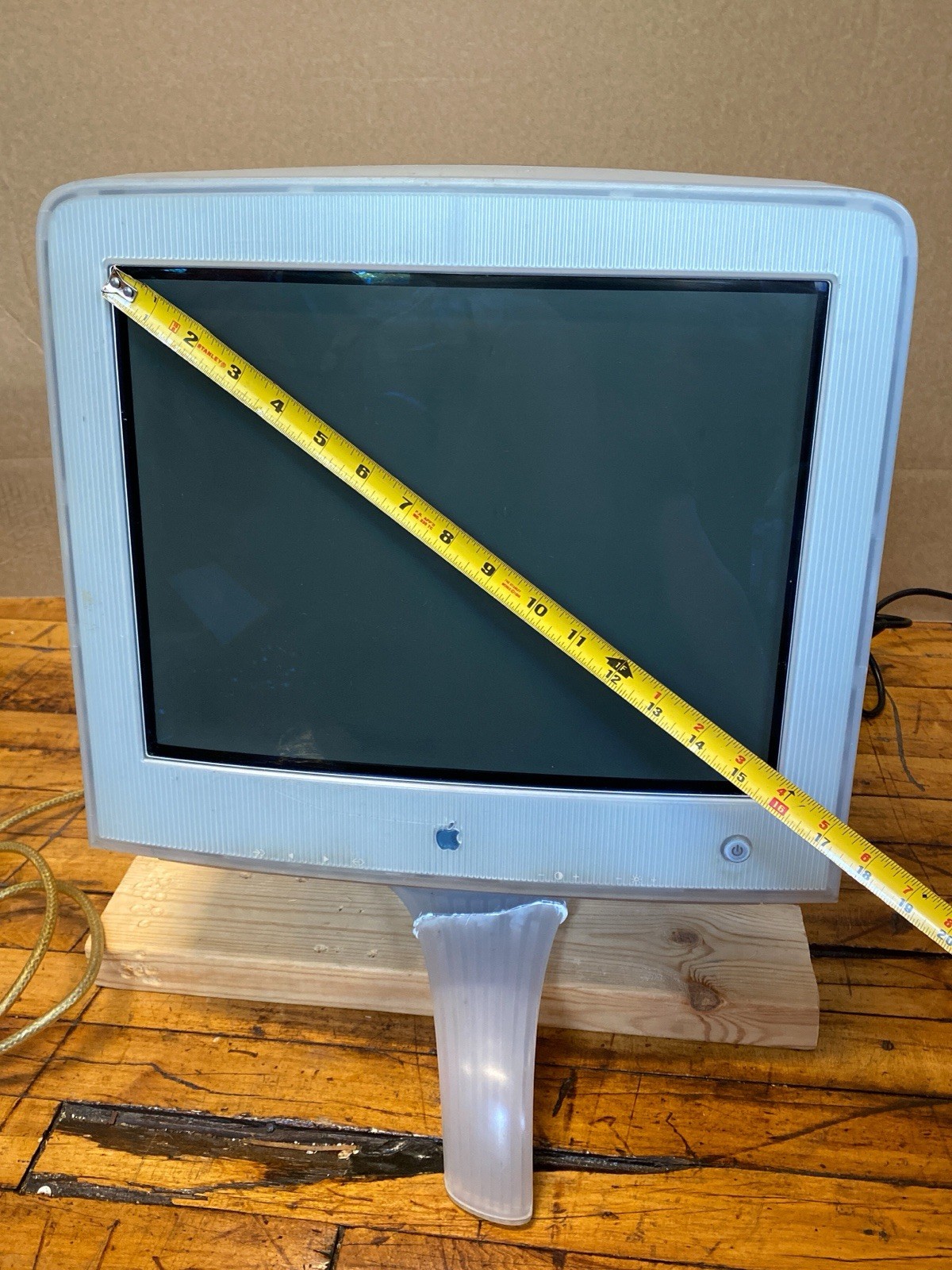 Vintage Apple Studio Display M6496 17" Graphite CRT VGA Monitor Parts Repair
