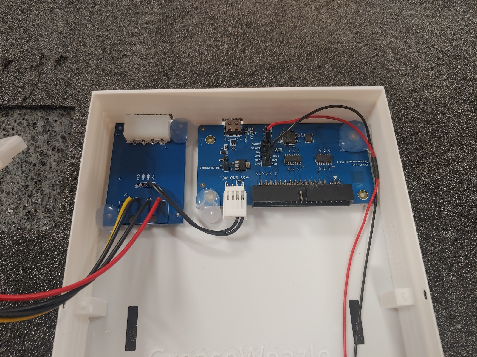 GreaseWeazle (v4.1) 5.25in Drive External Chassis Kit with PSU