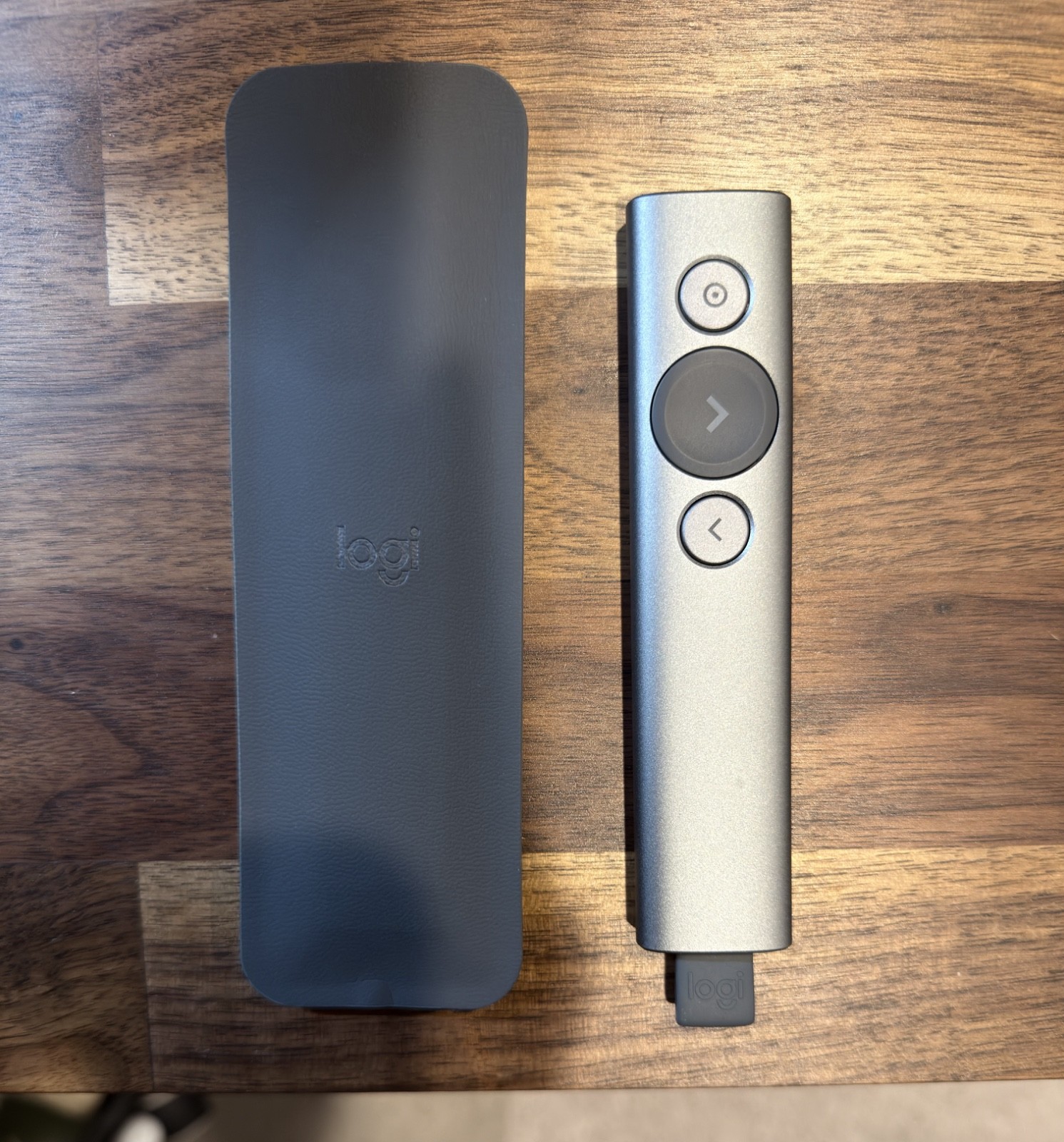 Logitech Spotlight Presenter (Slate Grey)
