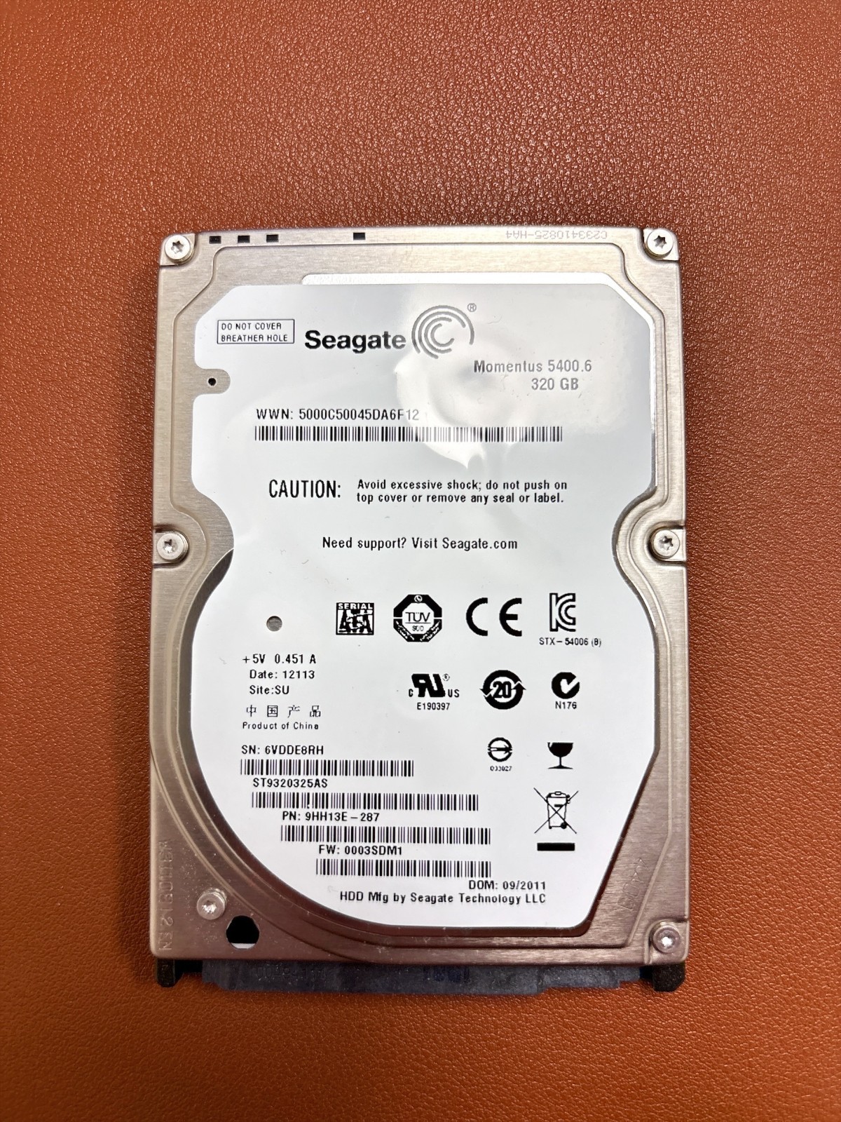 Lot of 2 2.5" SATA 320GB 5,400 RPM HDD Mixed Brand - Tested Working