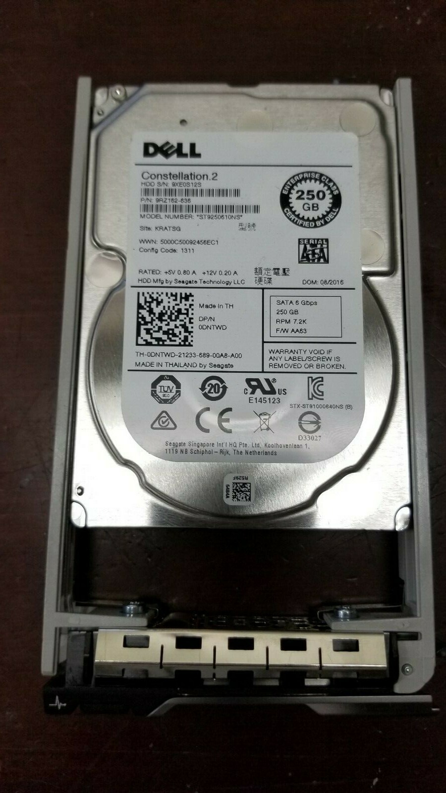  Dell DNTWD Seagate ST9250610NS 250GB 7200RPM SATA 2.5 Hard Drive with Tray