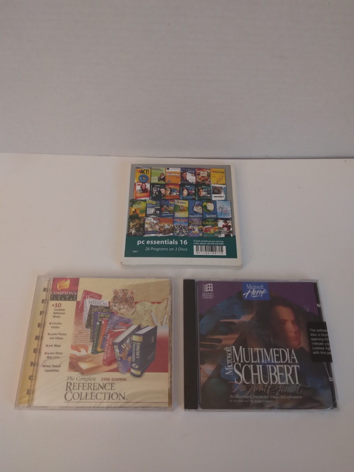 Microsoft Home - Multimedia Schubert  (PC CD-ROM), 1993, Microsoft Windows. NEW