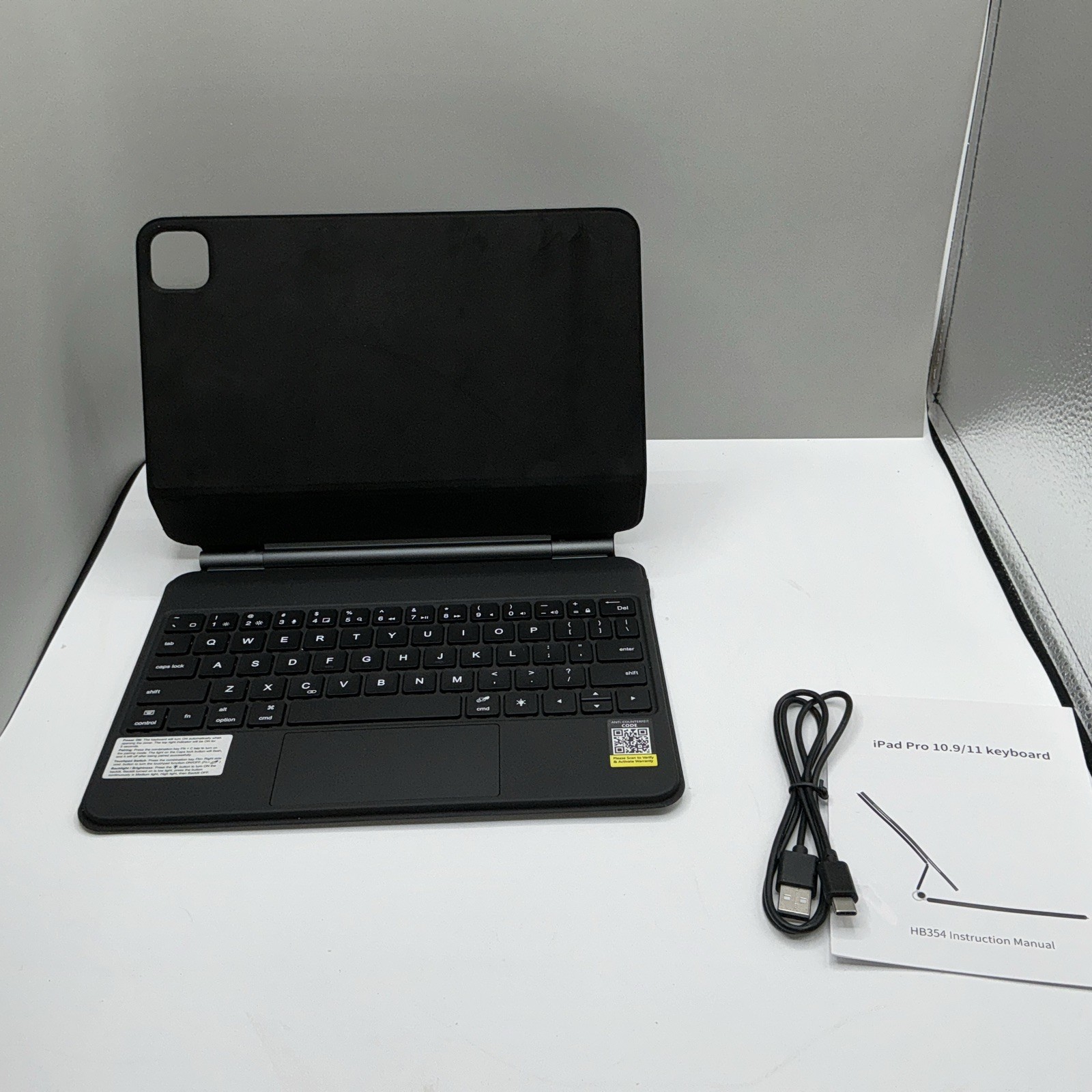 Runelk Magnetic Suspension Keyboard Case Black 2087T