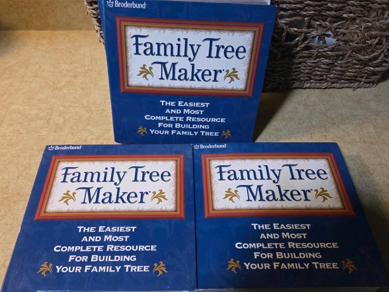 Broderbund Family Tree Maker Version 8 Volumes 1, 2, & 3 Y2K 2000 CD-ROM