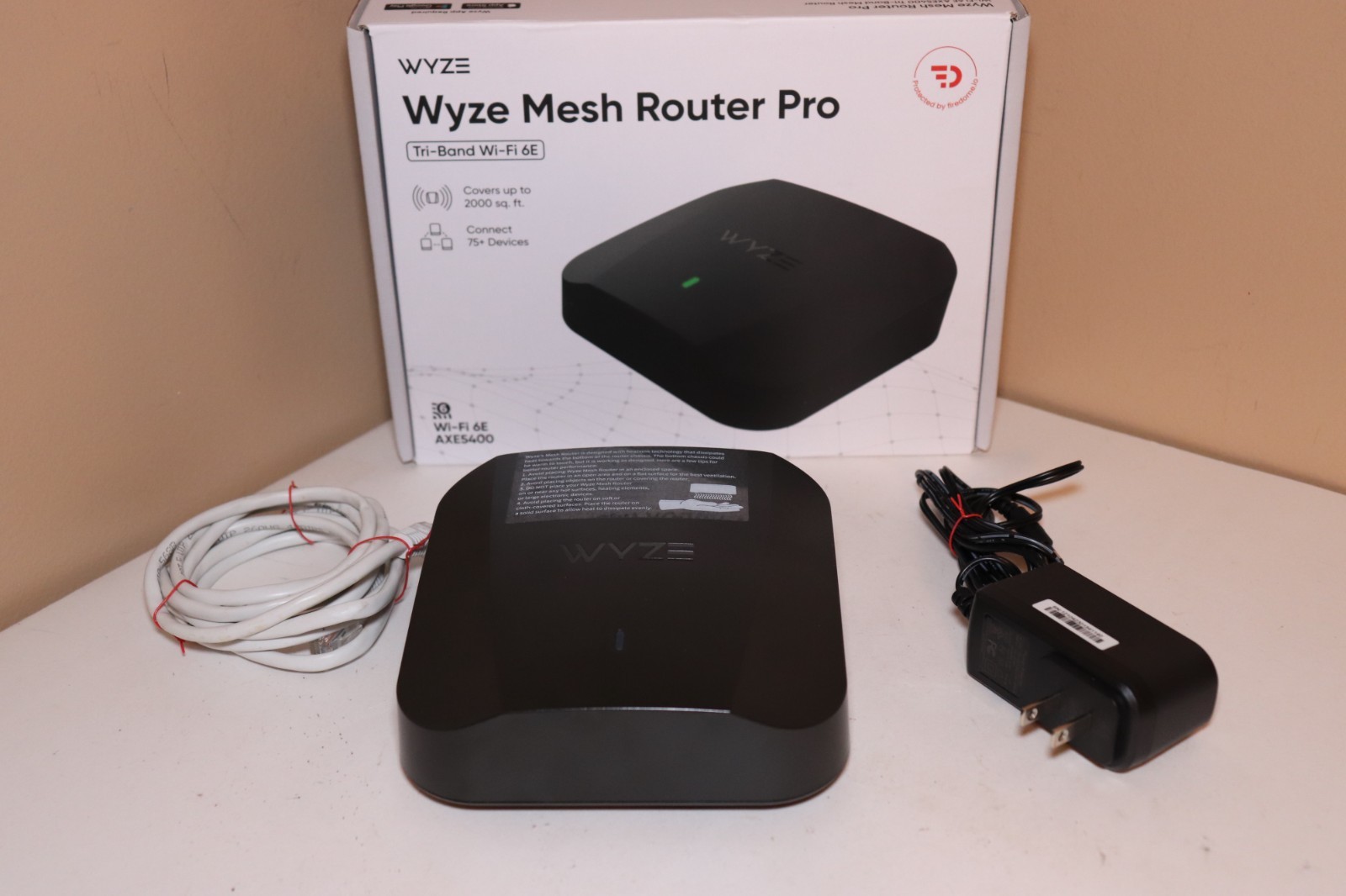 Wyze Wi-Fi 6E Mesh Router Pro Tri-Band - 2000 sq ft coverage 