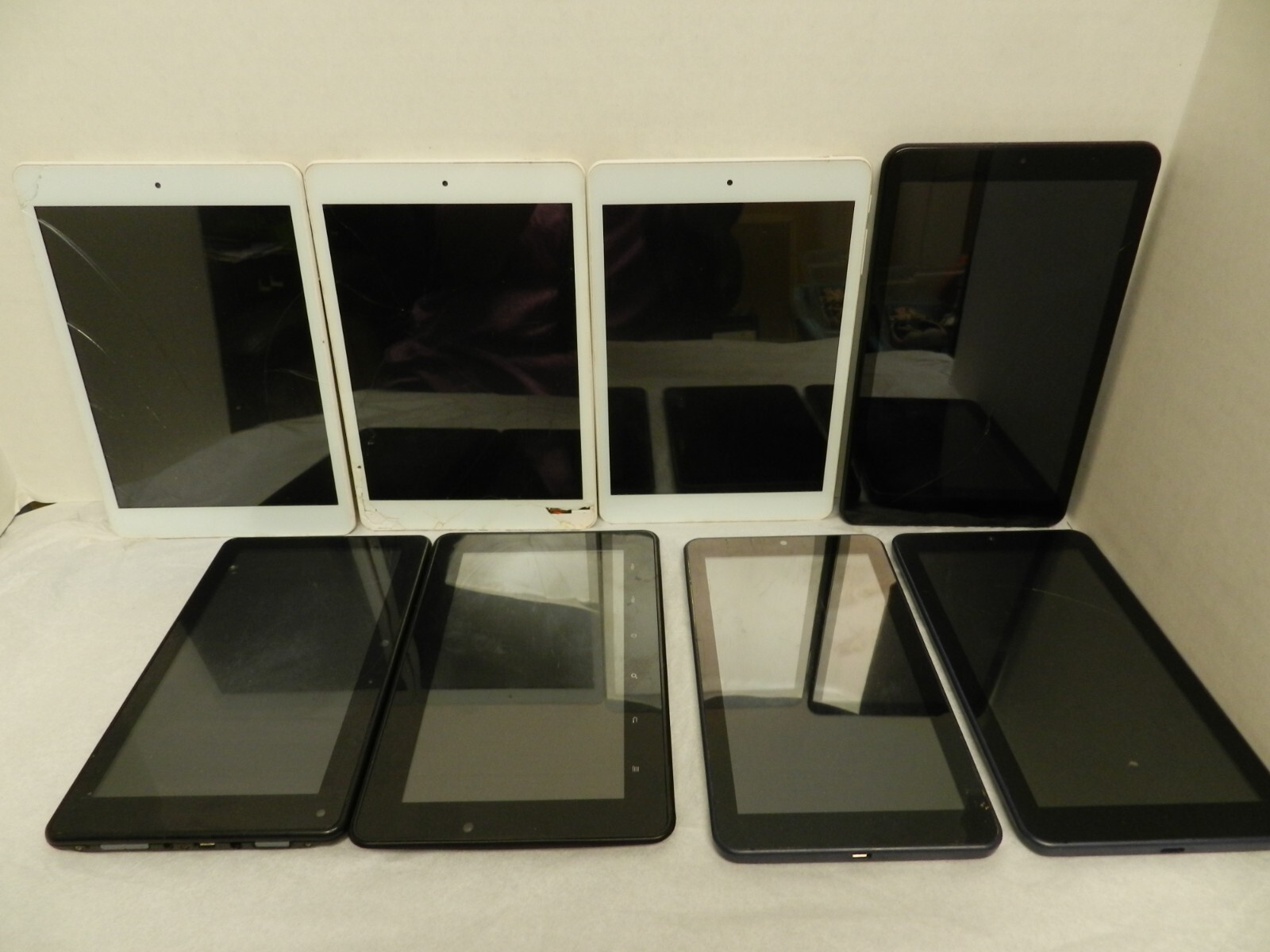 8 Pc Tablet Lot RCA ONN Nuvision Samsung Cracked Screens  (K30)