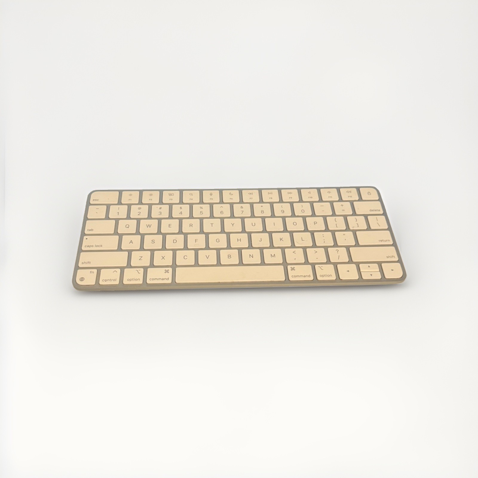 Apple Wireless Magic Keyboard (3rd Generation Model A2450) [USED Good Condition]