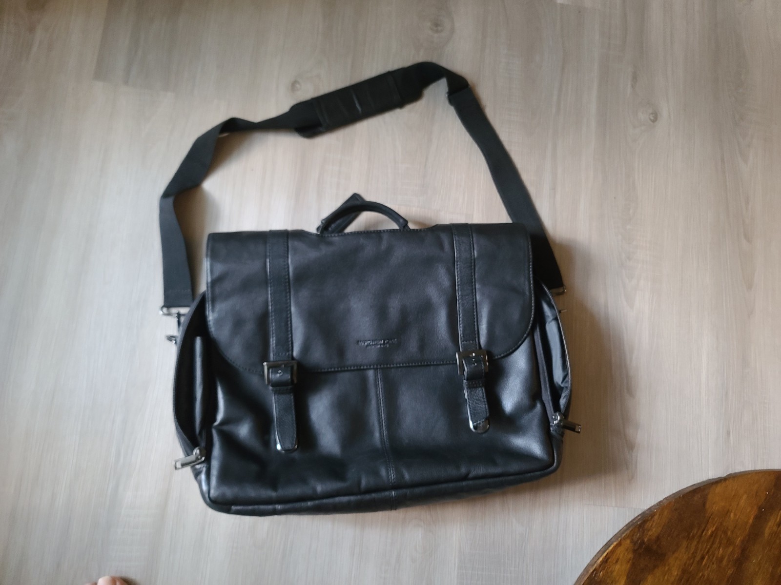 Marc New York by Andrew Marc Genuine Leather Laptop Bag Messenger , black