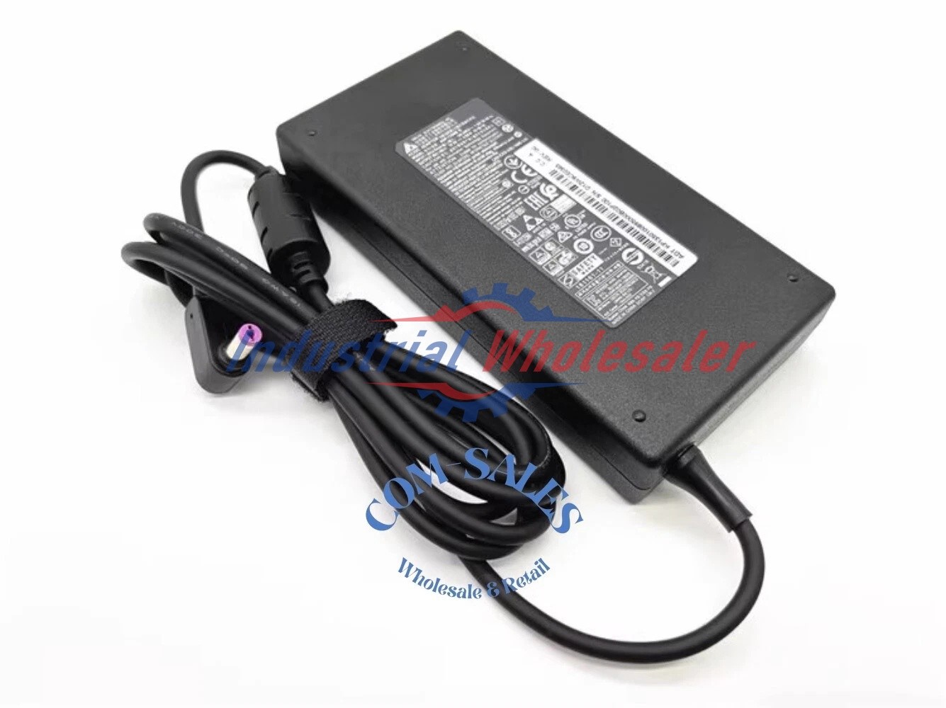 1PC NEW Delta Genuine 135W Delta Charger 5 AN517-53-591A 5.5*1.7mm AC Adapter