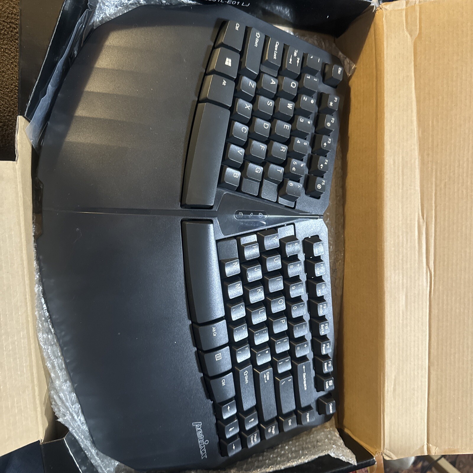 Perixx-613B Wireless 2.4 & Bluetooth Ergonomic Compact Split Keyboard📦
