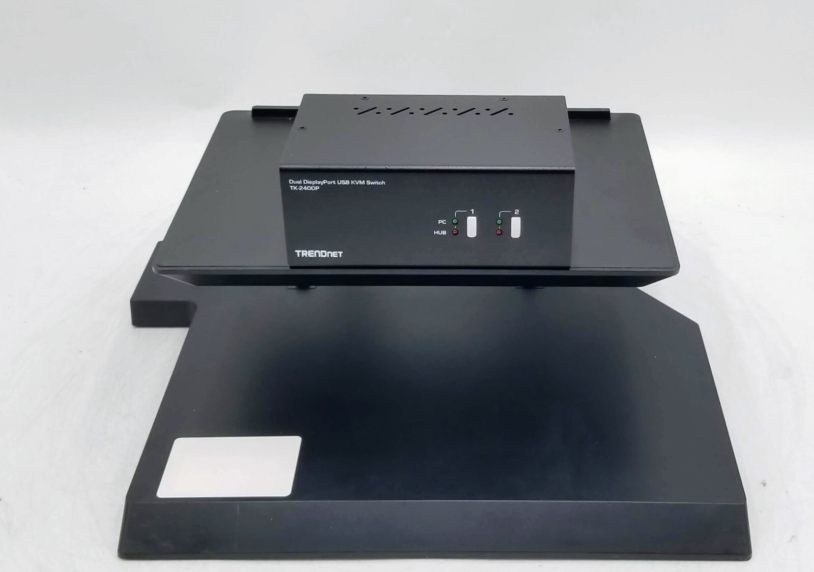 TRENDnet TK-240DP 2-Port Dual DisplayPort USP KVM Switch