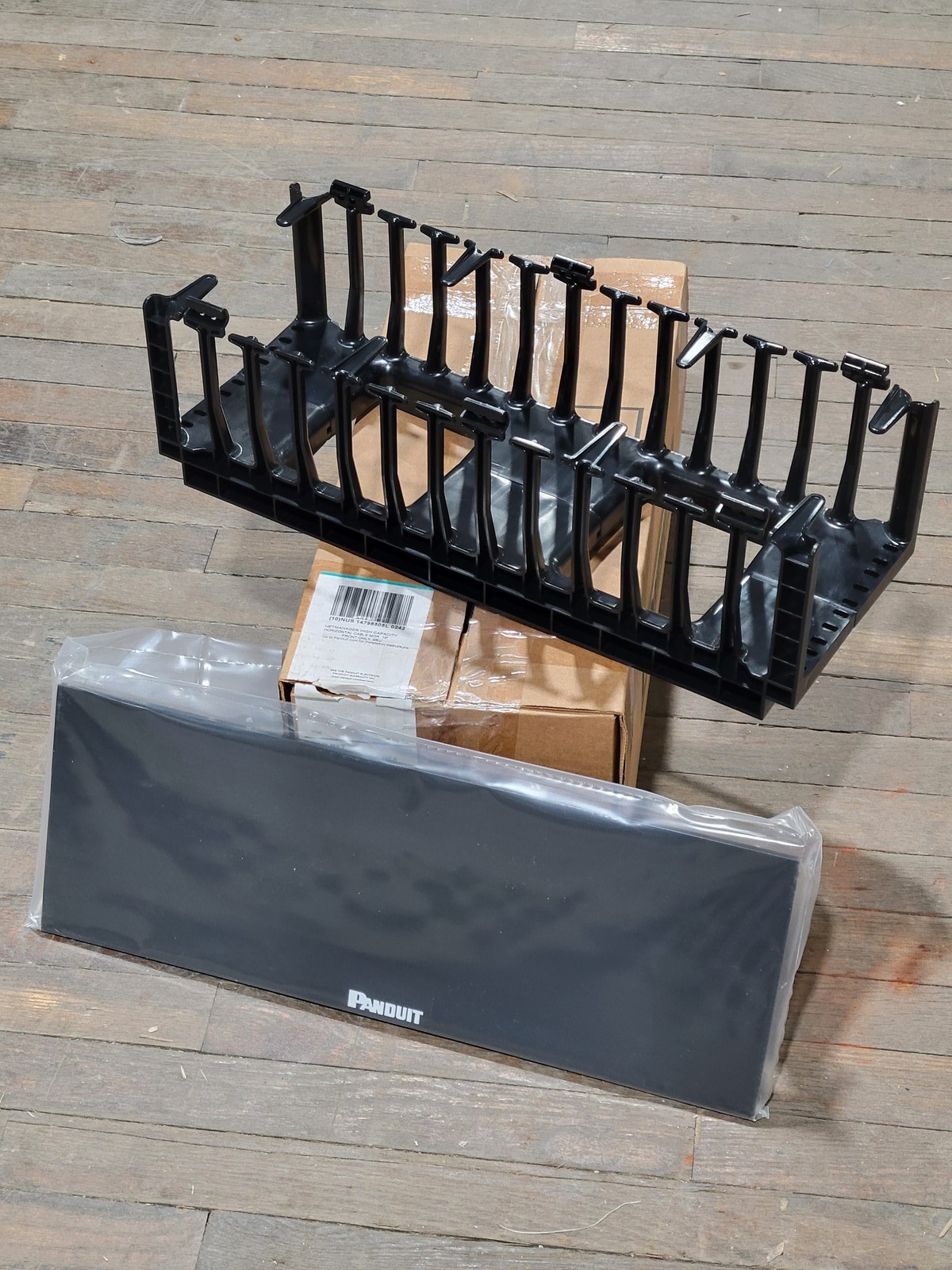 Panduit NMF4 Rack Mount Horizontal Cable Manager Non-Metallic 19" BLACK NIB