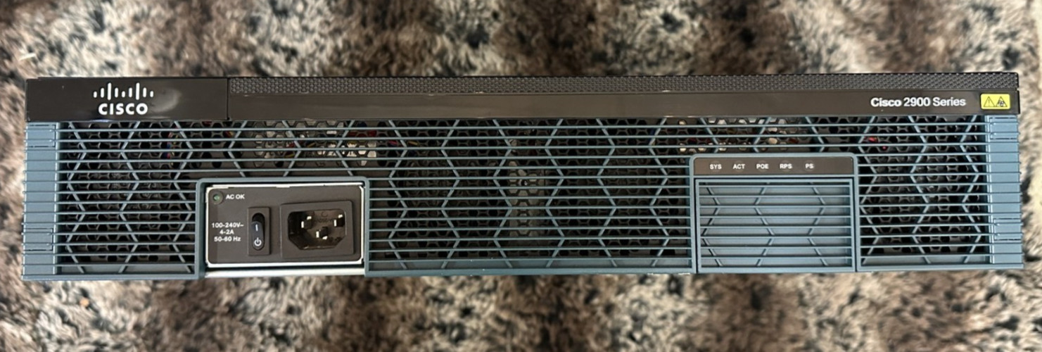 Cisco 2921 3-Port Gigabit Wired Router (CISCO2921/K9)