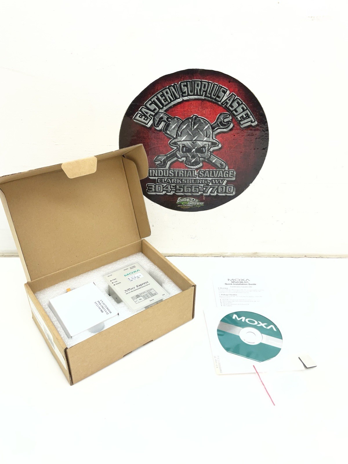 Moxa DE-311-8 NPort Express RS-232/422/485 Device Server NIB