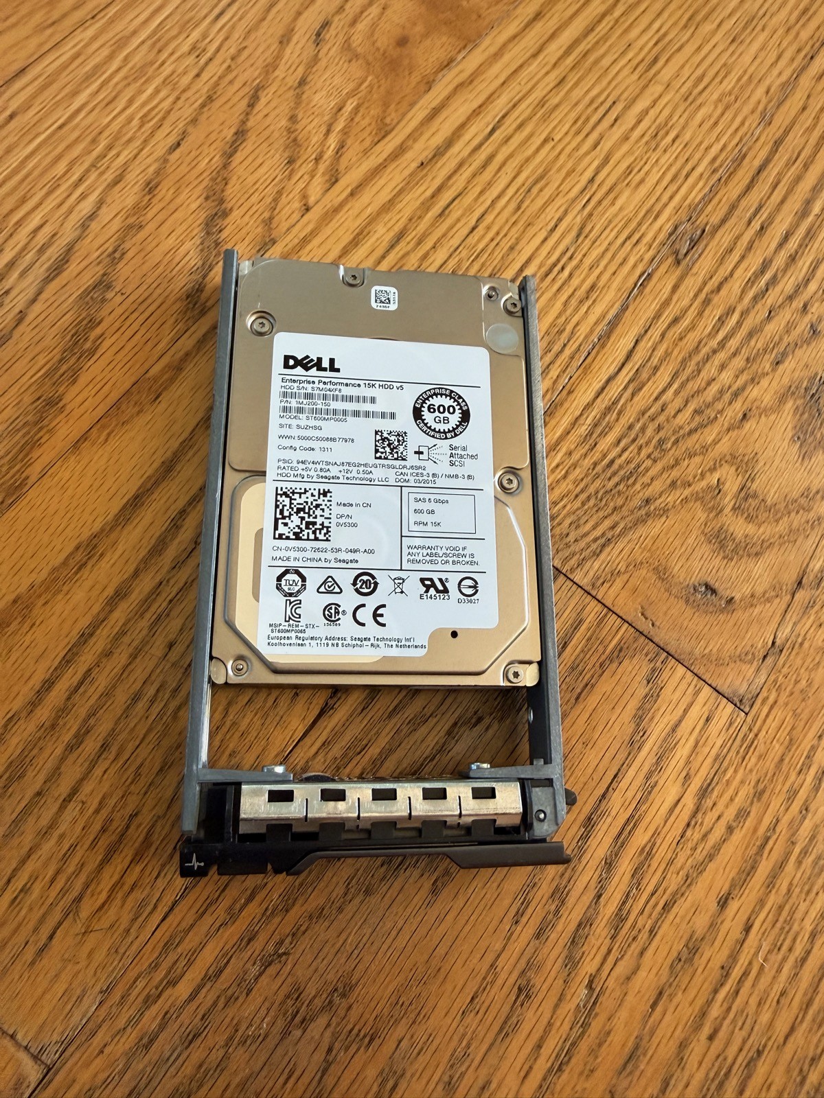 Lot of 14 Dell 600GB 15K SAS 2.5" Server Hard Drives with Caddies Seagate HGST