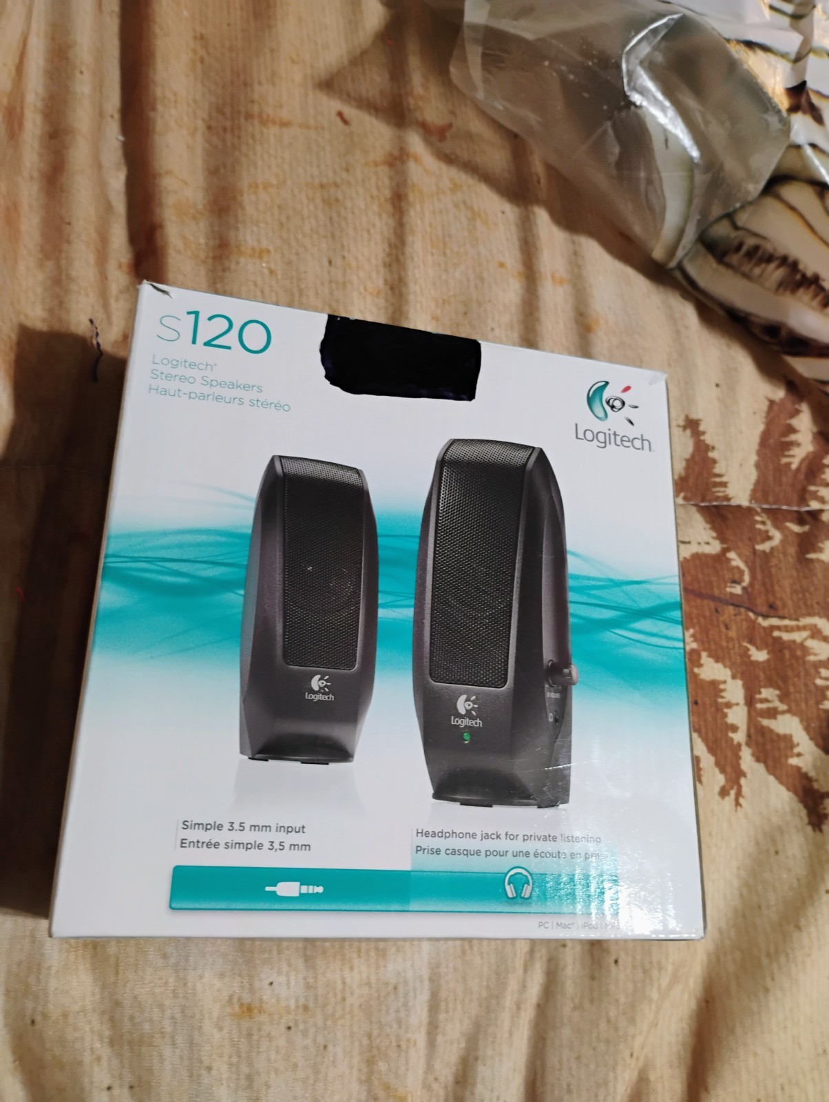 Logitech S120 - 4.4 Watt - 2.0 Stereo Speakers Black (880-000403) For PC and Mac