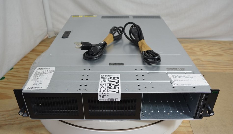 HP 754523-B21 ProLiant DL180 GEN9 8x2.5" Server INTEL XEON E5-2623 V3 16GB