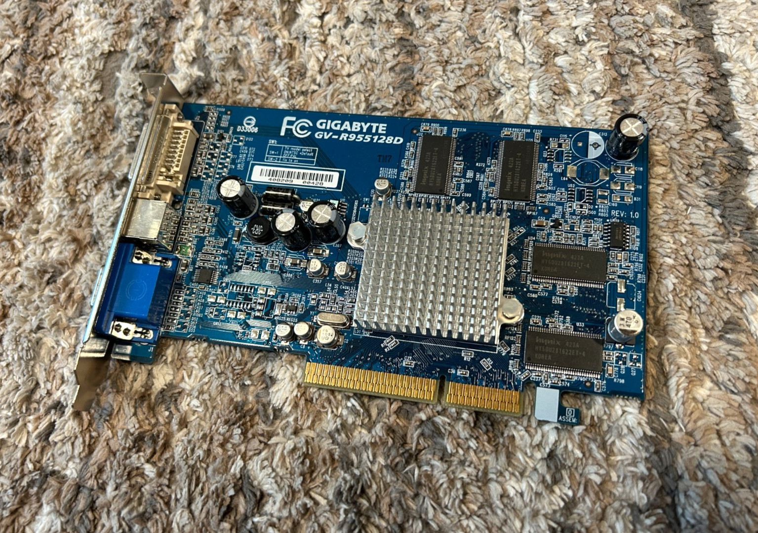 1pc used Gigabyte GV-R955128D industrial board graphics card DVI+VGA