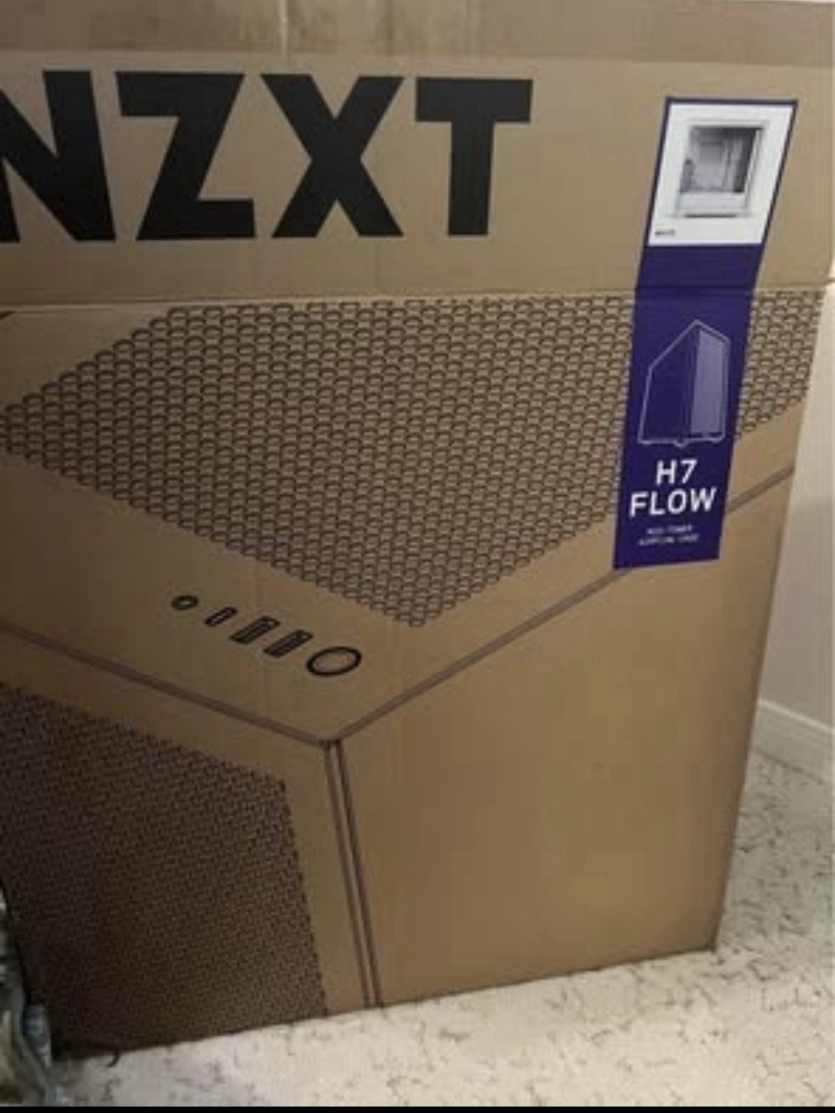 NZXT H7 Flow with CORSAIR x6 AF120 RGB Elite fans/ Core Commander XT fan hub
