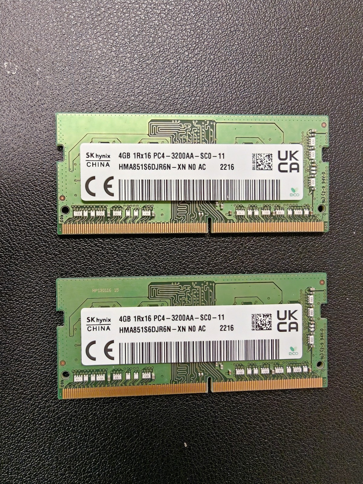 SK HYNIX 4GB 1RX16 PC4 3200AA SC0-11 HMA851S6DJR6N-XN NO AC x2