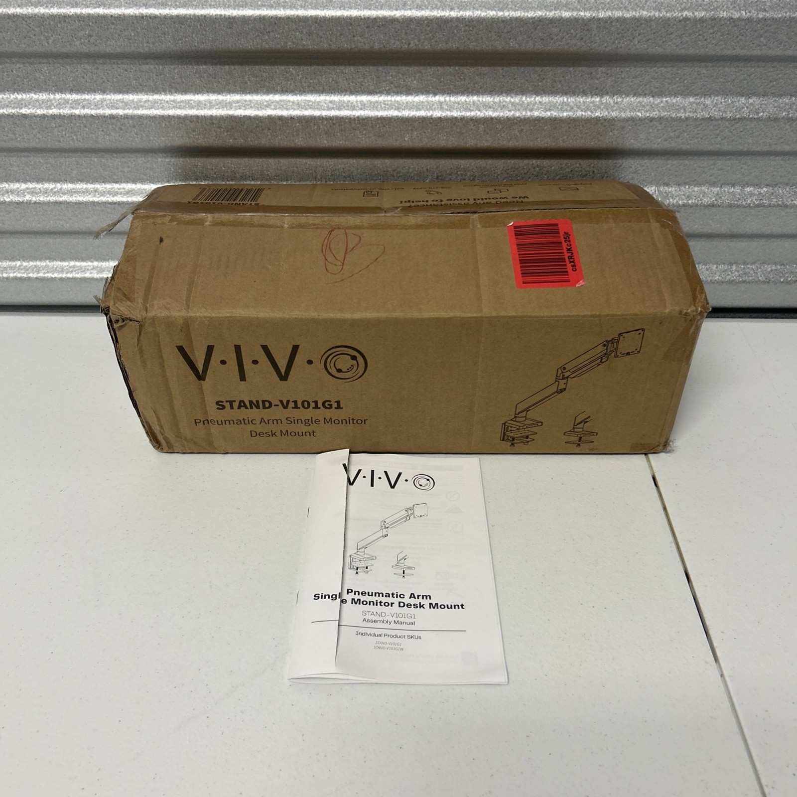 VIVO Aluminum Single Pneumatic Monitor Desk Mount, Fits Ultrawides up to 49"