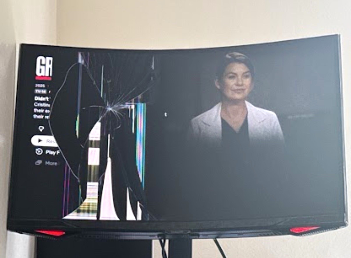 Samsung - Odyssey BG65 27" 1000R Curved QHD 240Hz 1ms FreeSync Premium Pro Smart